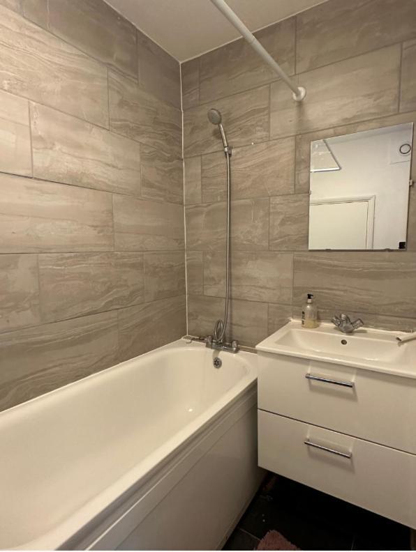 Spacious,1 Bed, Balcony, Southwark Central London Exterior foto